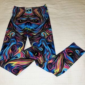 Vibrant Psychedelic Swirl Leggings